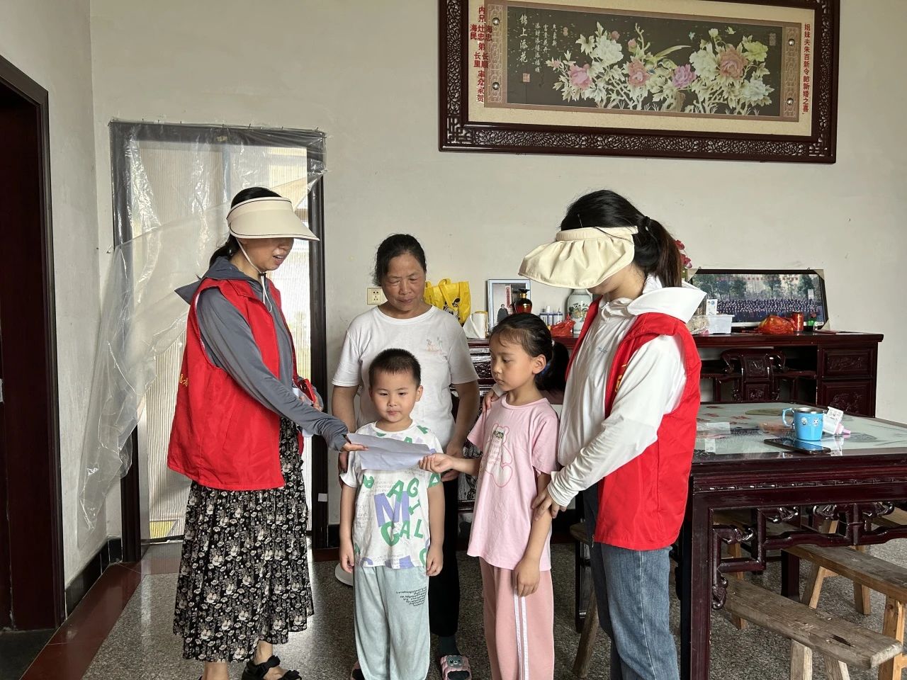 115909-704258.jpg 115909-704258.jpg